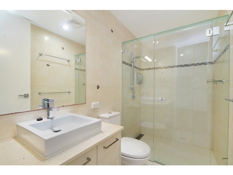 4/9 South Street, Coolangatta QLD 4225