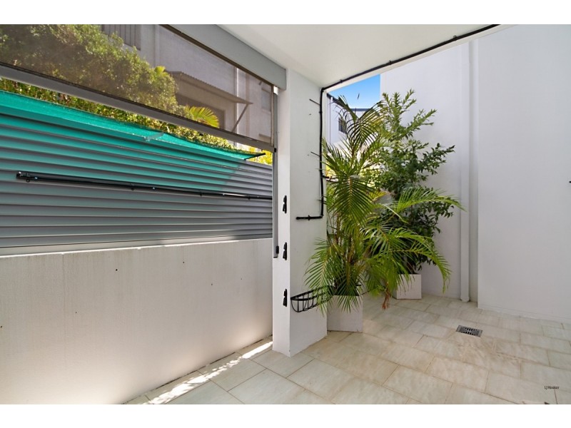 4/9 South Street, Coolangatta QLD 4225