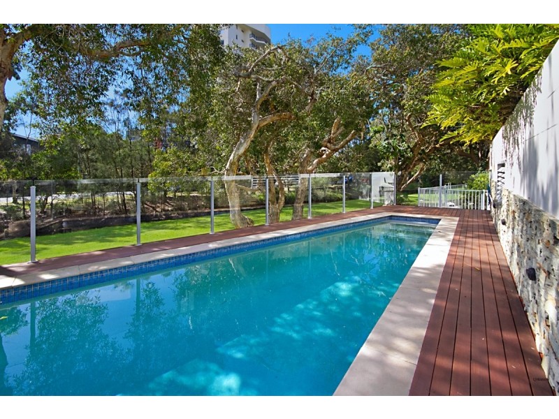 4/9 South Street, Coolangatta QLD 4225