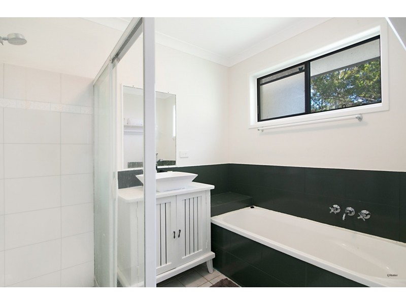 2 Adina Place, Banora Point NSW 2486