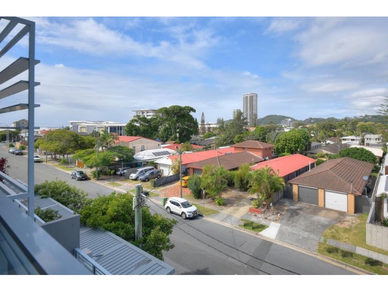 2214/10 Fifth Avenue, Palm Beach QLD 4221