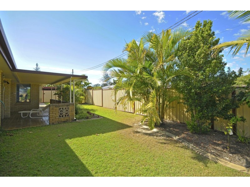 329 Adina Avenue, Bilinga QLD 4225