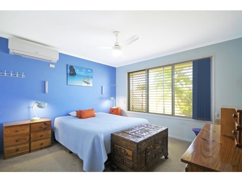 329 Adina Avenue, Bilinga QLD 4225