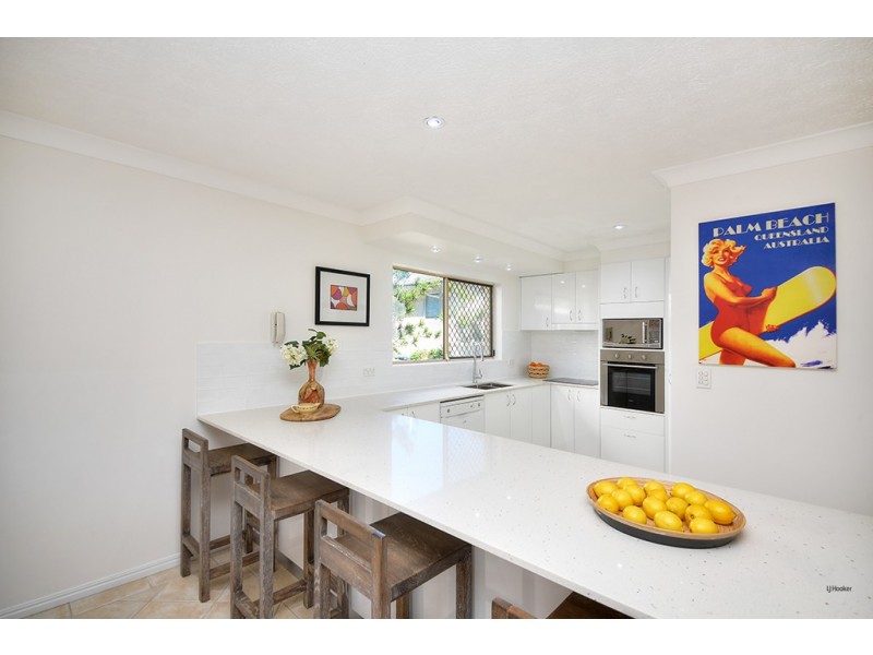 1/140 Jefferson Lane, Palm Beach QLD 4221