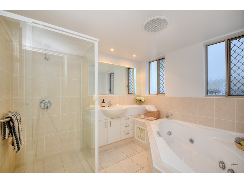 1/140 Jefferson Lane, Palm Beach QLD 4221