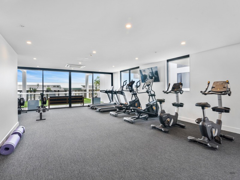 34/31 Queensland Avenue, Broadbeach QLD 4218