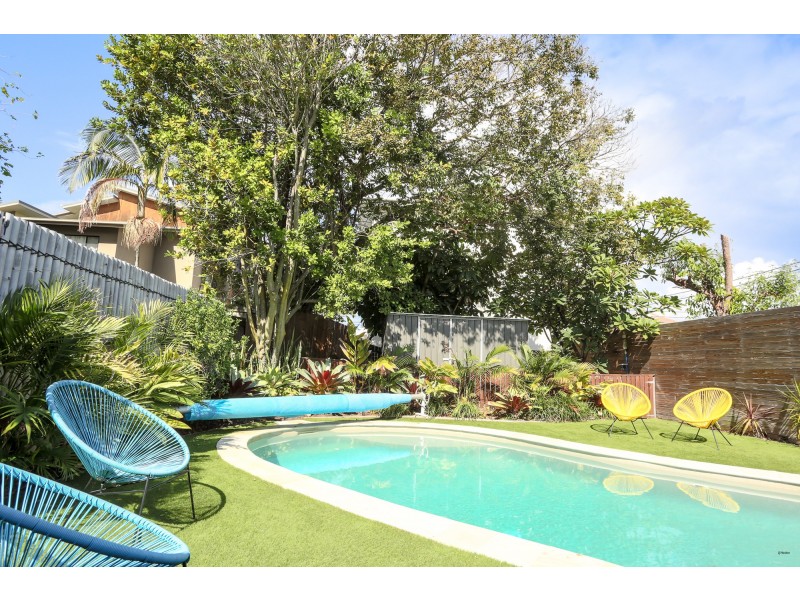 1/24 Twenty Third Avenue, Palm Beach QLD 4221