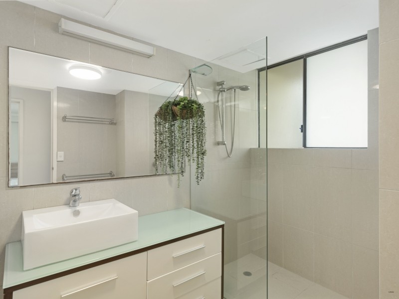 13/1495 Gold Coast Highway, Palm Beach QLD 4221