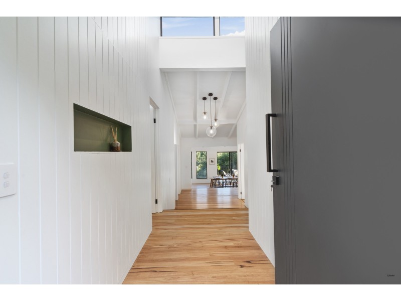 5 Aethalia Street, Currumbin Waters QLD 4223