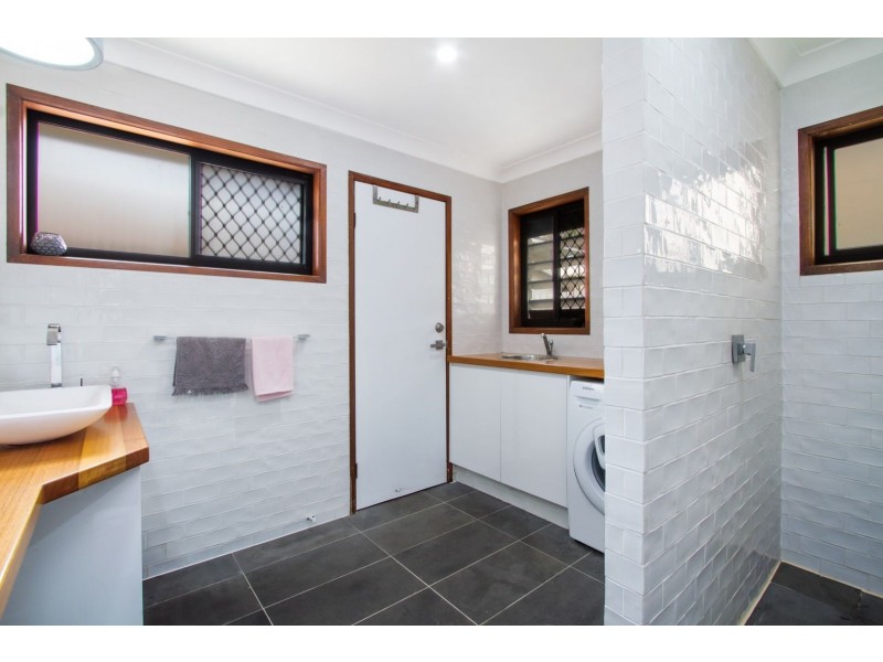 2/22 Nineteenth Avenue, Palm Beach QLD 4221