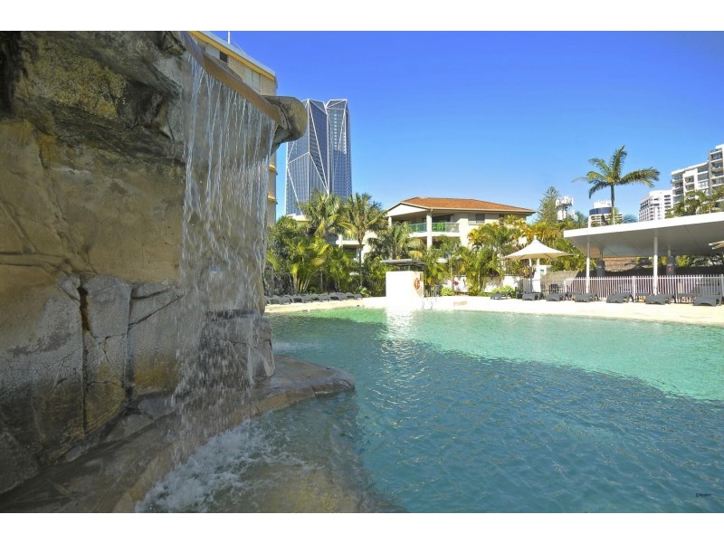 605/18 Fern Street, Surfers Paradise QLD 4217