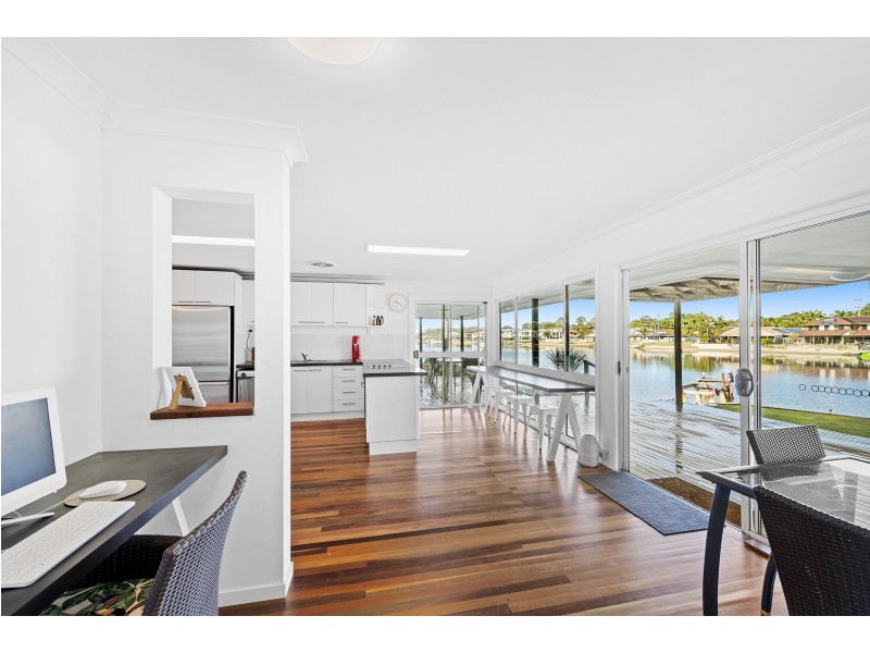 27 Swordfish Court, Palm Beach QLD 4221