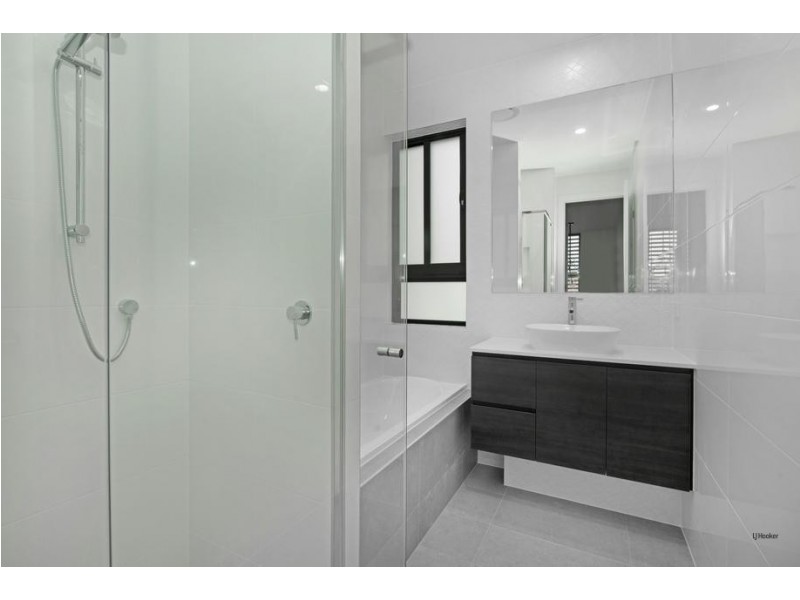 3/1034 Gold Coast Highway, Palm Beach QLD 4221