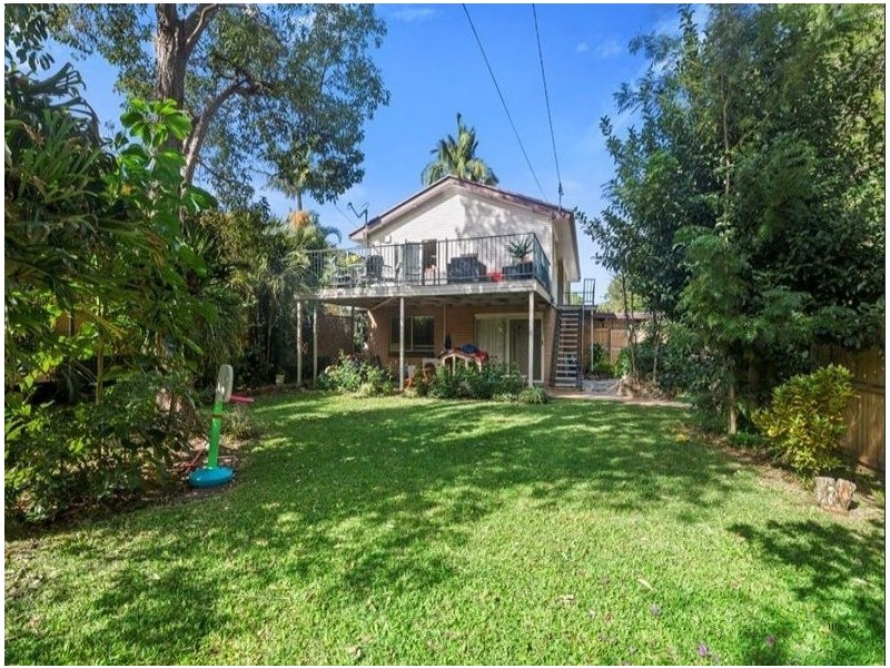 78 Manus Avenue, Palm Beach QLD 4221