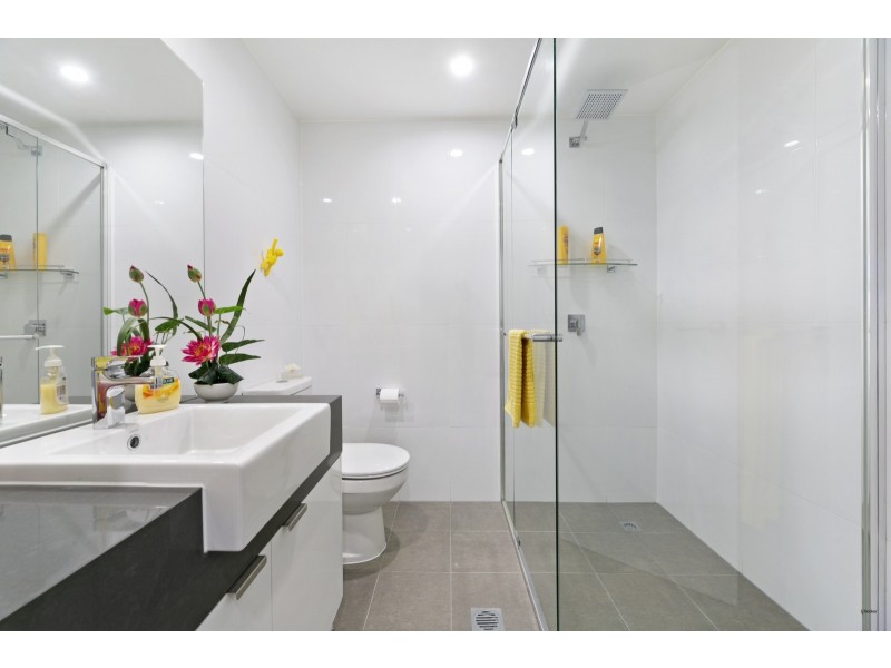 372/33 Lakefont Crescent, Varsity Lakes QLD 4227