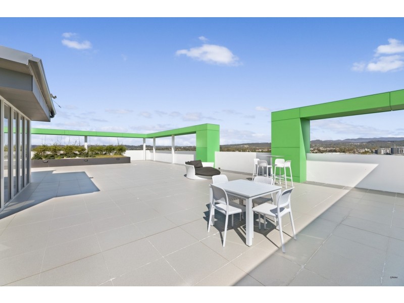 372/33 Lakefont Crescent, Varsity Lakes QLD 4227