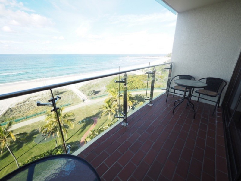 9c/969 Gold Coast Highway, Palm Beach QLD 4221