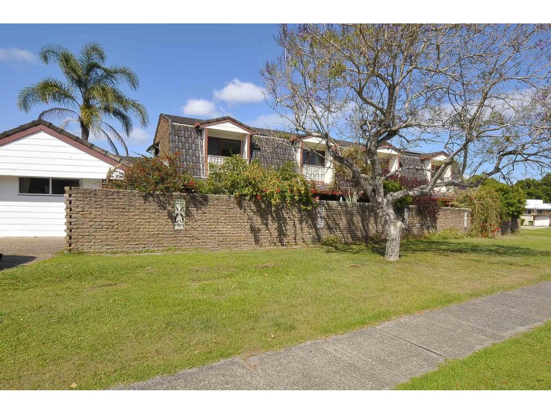 2/83 Laguna Avenue, Palm Beach QLD 4221