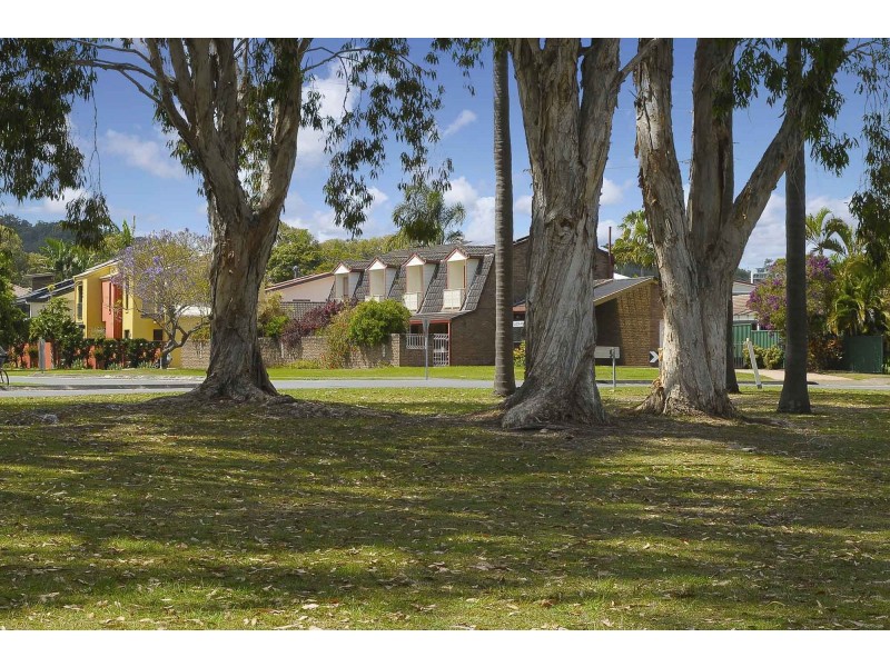 2/83 Laguna Avenue, Palm Beach QLD 4221