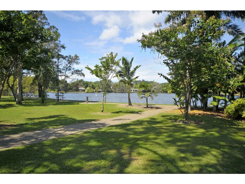 2/83 Laguna Avenue, Palm Beach QLD 4221