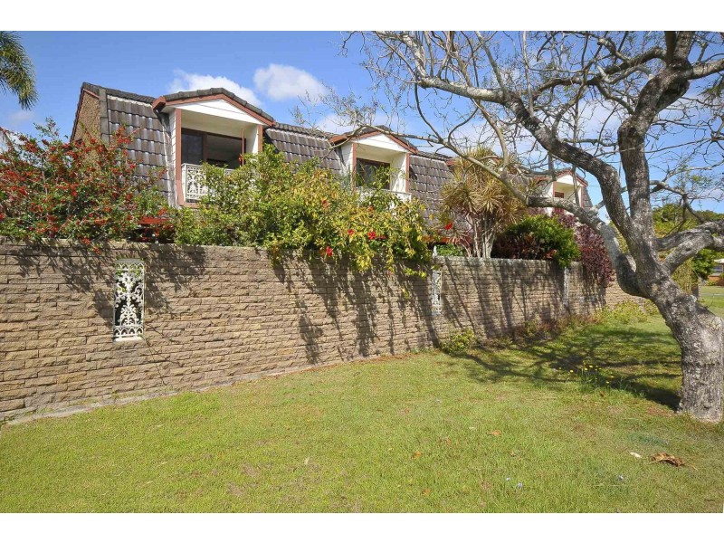 2/83 Laguna Avenue, Palm Beach QLD 4221