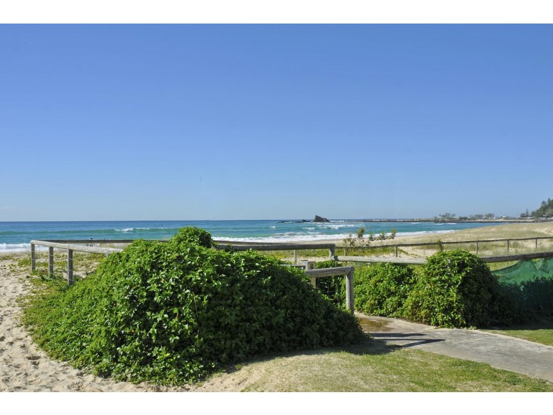 2/83 Laguna Avenue, Palm Beach QLD 4221