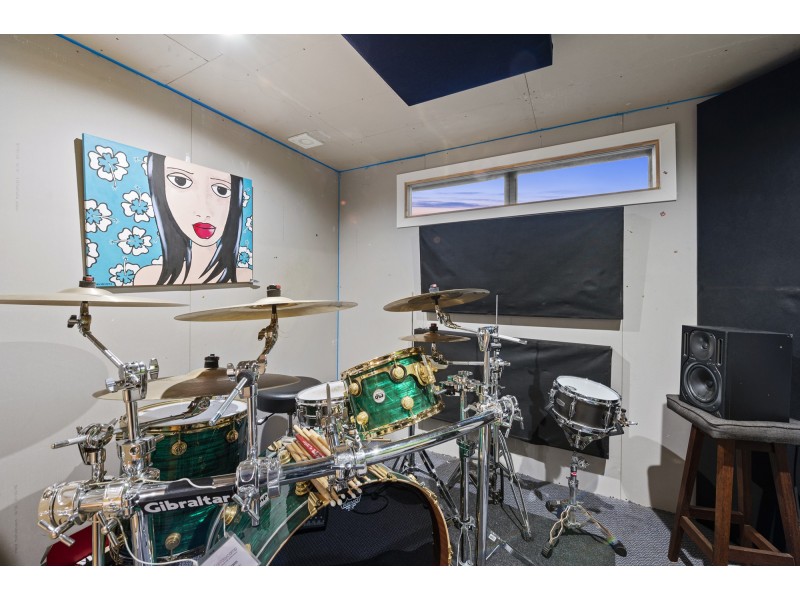 130 Cypress Terrace, Palm Beach QLD 4221