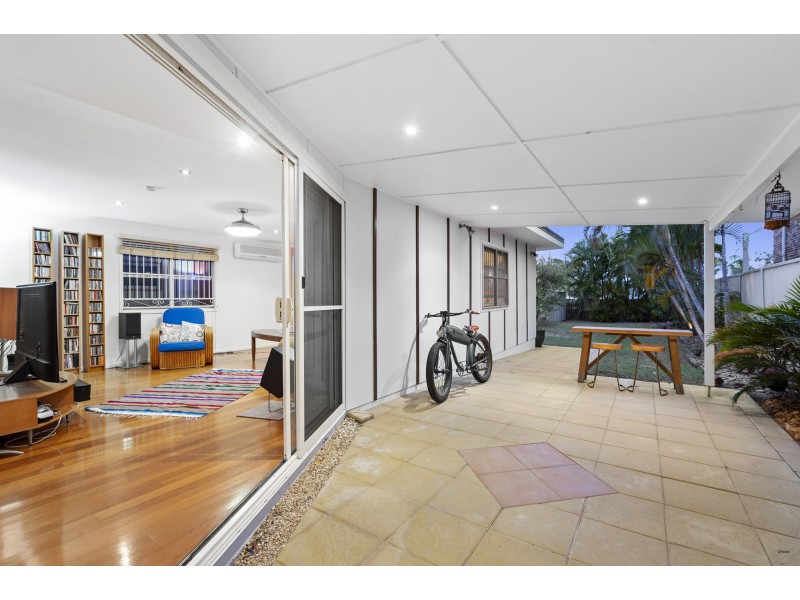 130 Cypress Terrace, Palm Beach QLD 4221