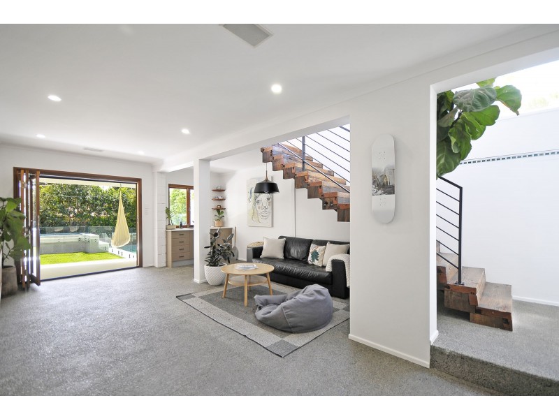 3 Regent Street, Currumbin QLD 4223