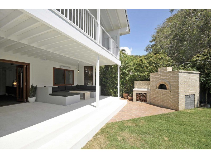 3 Regent Street, Currumbin QLD 4223