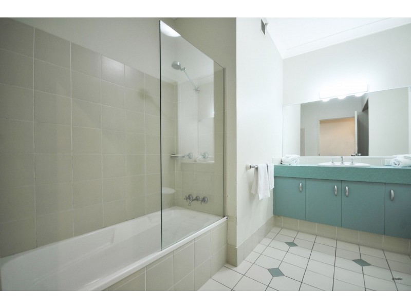 66/955 Gold Coast Highway, Palm Beach QLD 4221