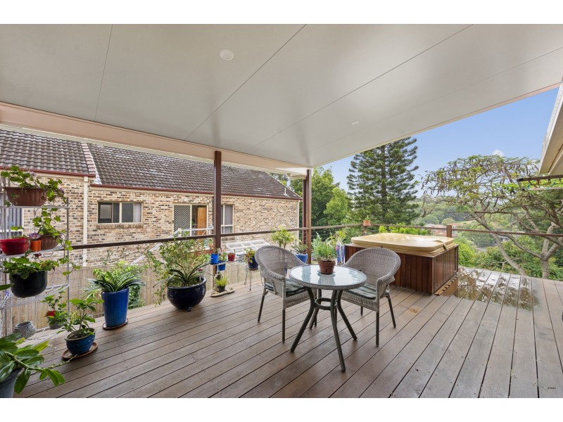 17 Shamrock Avenue, Banora Point NSW 2486