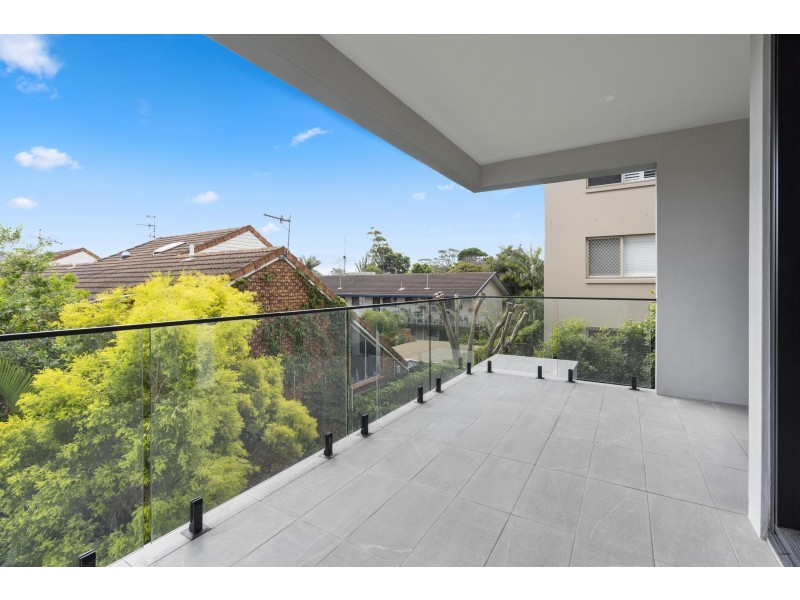 4/1034 Gold Coast Highway, Palm Beach QLD 4221