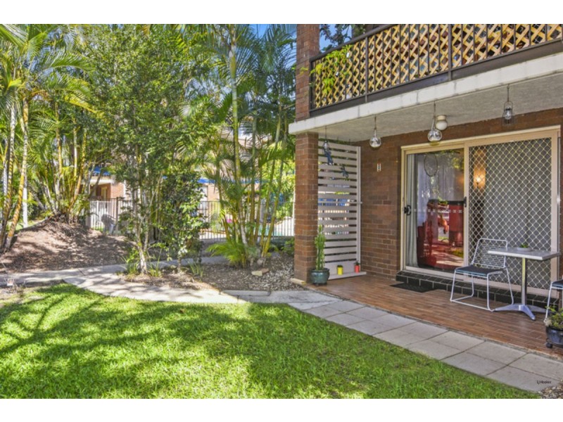 1/66 Sarawak Avenue, Palm Beach QLD 4221