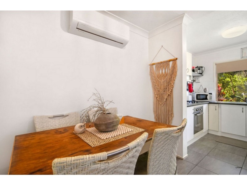 1/66 Sarawak Avenue, Palm Beach QLD 4221