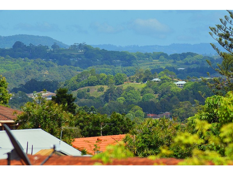 21 Widgee Avenue, Banora Point NSW 2486