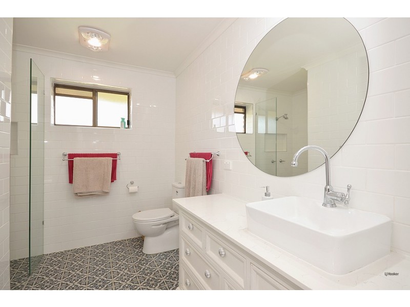 21 Widgee Avenue, Banora Point NSW 2486