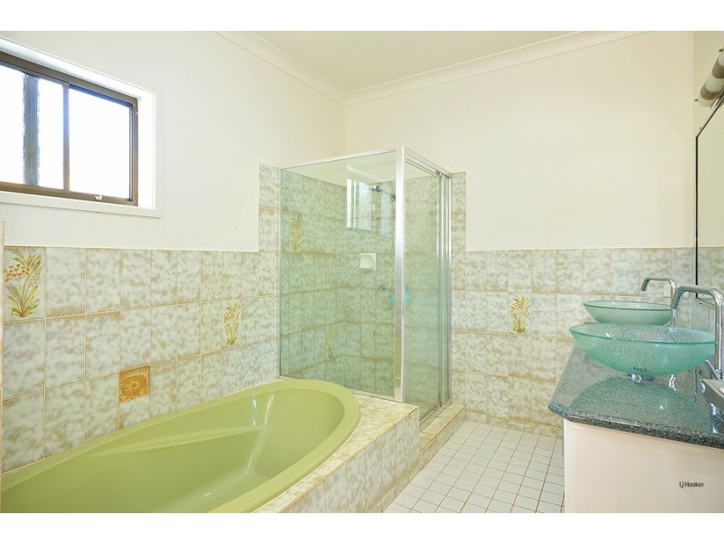 21 Widgee Avenue, Banora Point NSW 2486