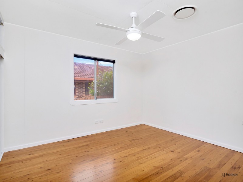 52 Palm Beach Avenue, Palm Beach QLD 4221