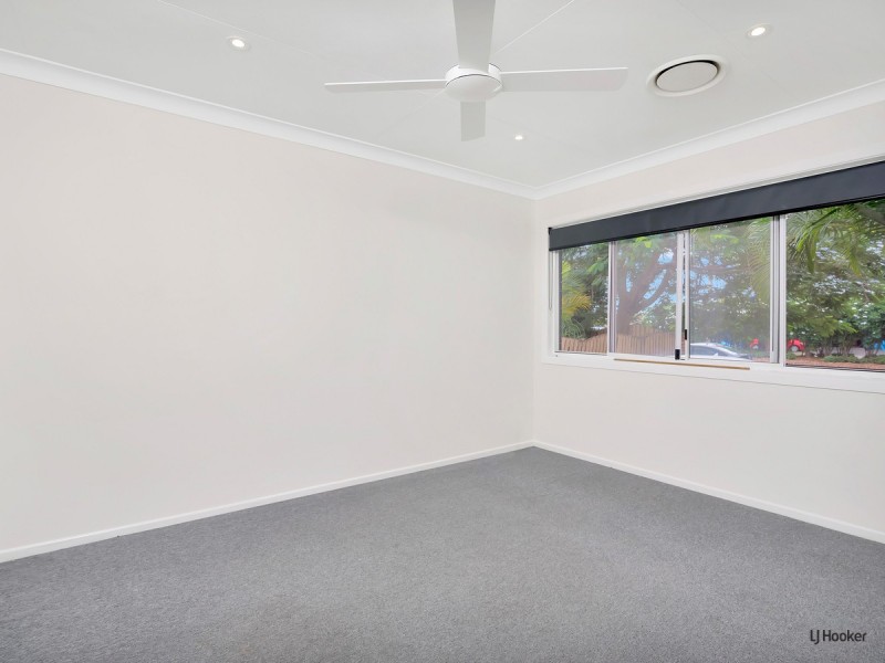 52 Palm Beach Avenue, Palm Beach QLD 4221