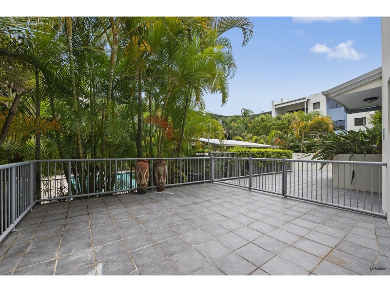 12/6 Fifth Avenue, Burleigh Heads QLD 4220
