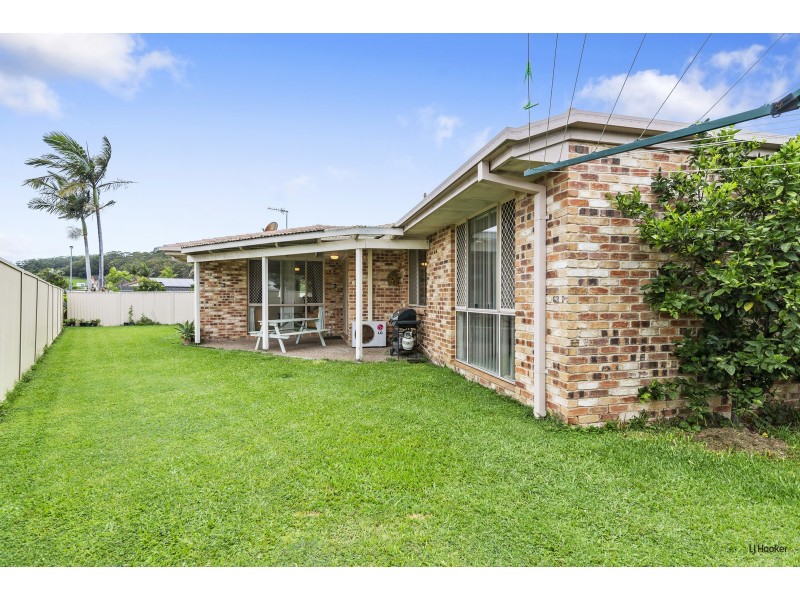 112 Bienvenue Drive, Currumbin Waters QLD 4223