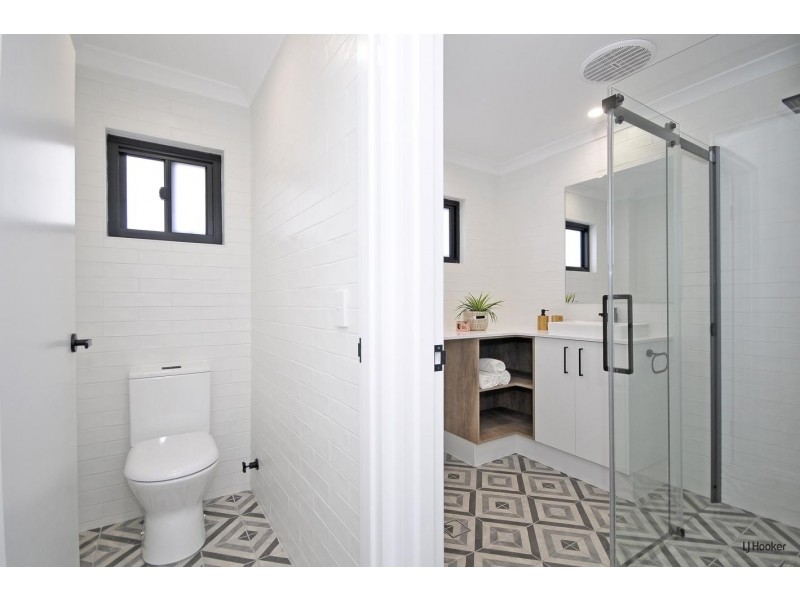 1/213 Boundary Street, Coolangatta QLD 4225