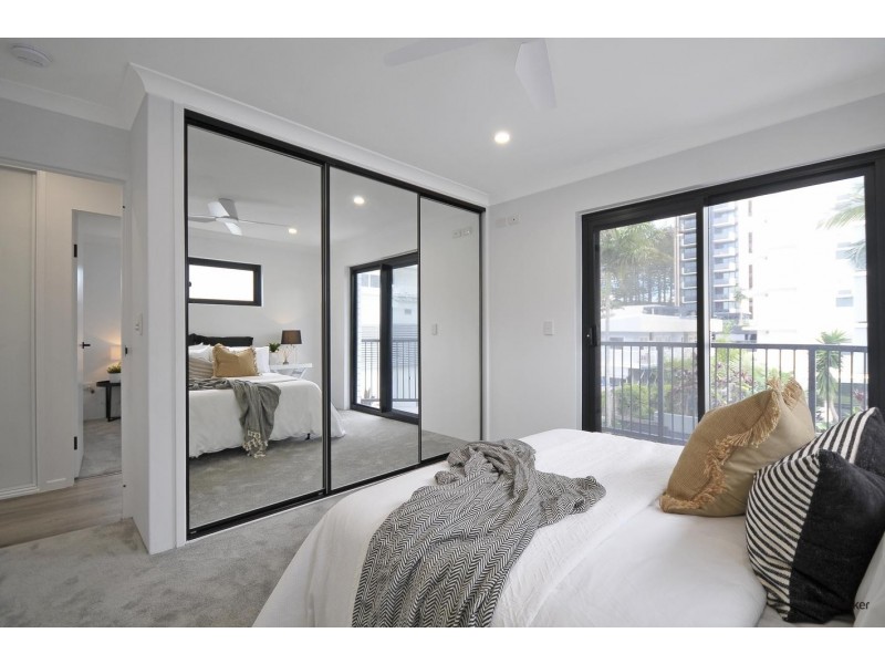 1/213 Boundary Street, Coolangatta QLD 4225