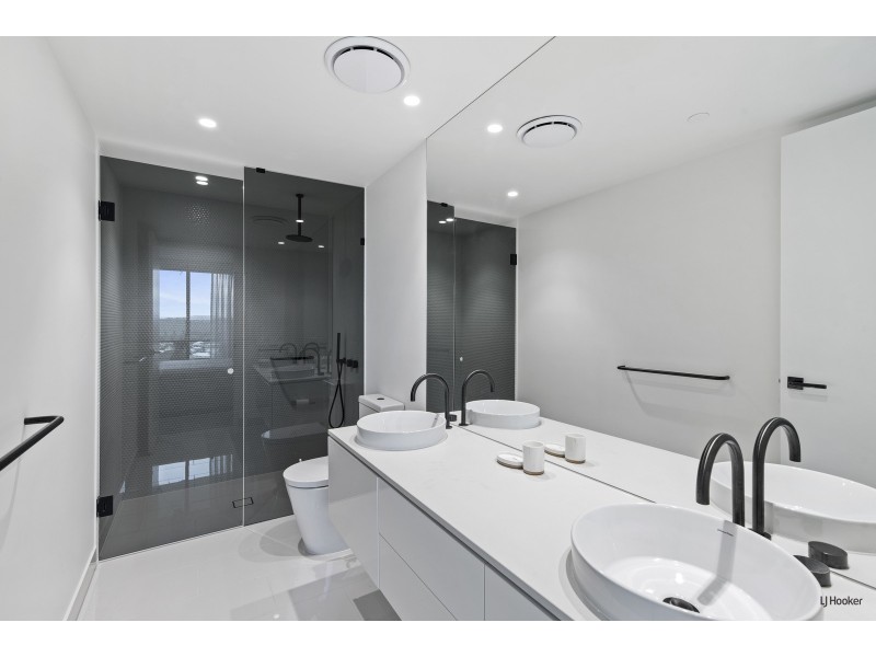 21108/1328 Gold Coast Highway, Palm Beach QLD 4221