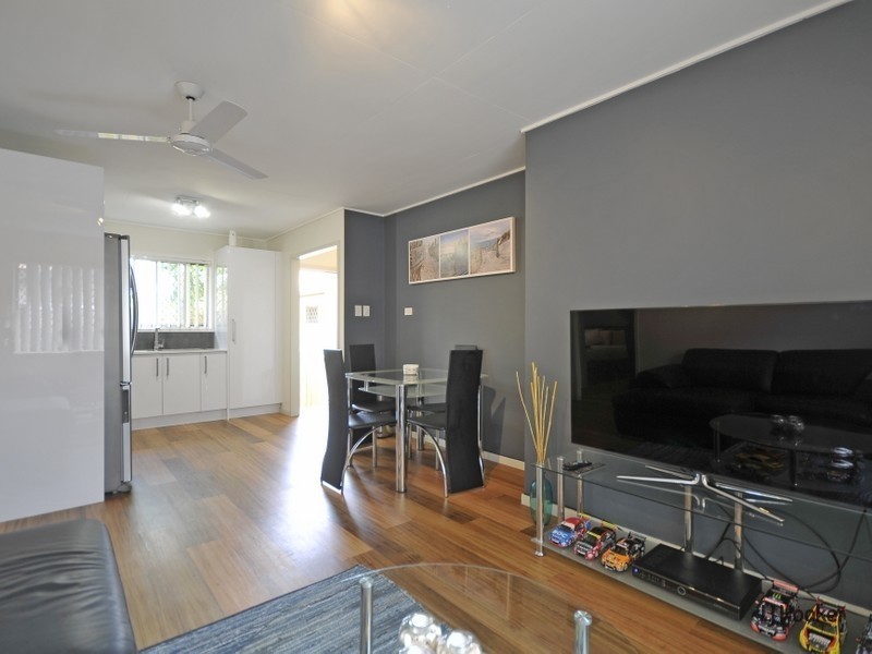 2/22 Twenty Seventh Avenue, Palm Beach QLD 4221