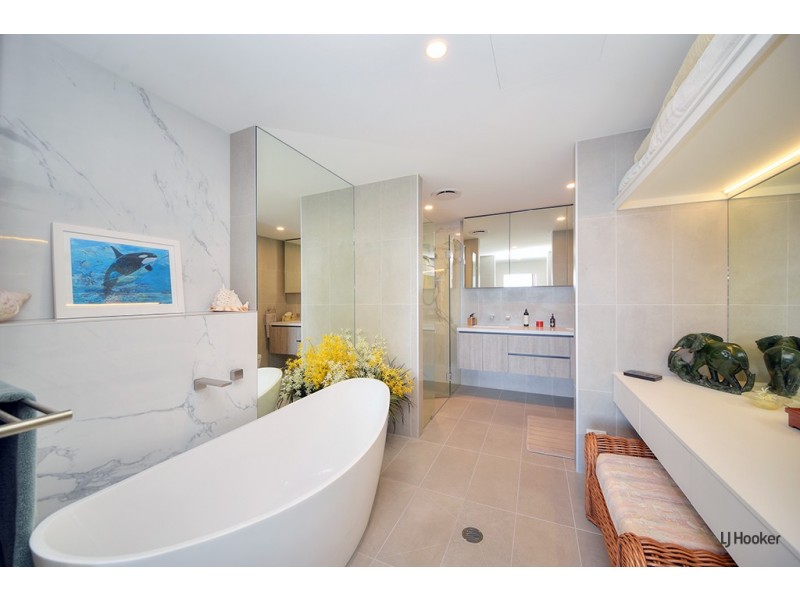 702/88 Jefferson Lane, Palm Beach QLD 4221