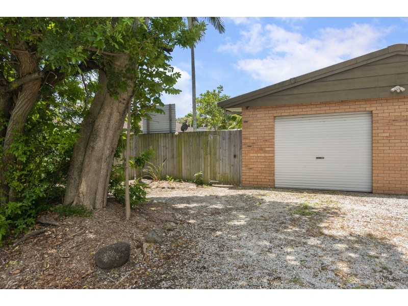 2/18 Brooke Avenue, Palm Beach QLD 4221