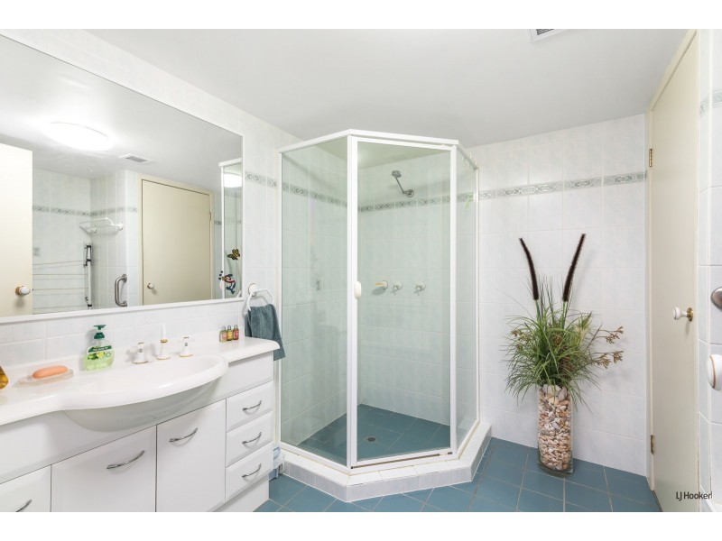 8/80 Duringan Street, Currumbin QLD 4223