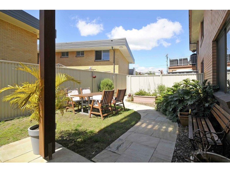 2/27 Atkin Street, Tugun QLD 4224